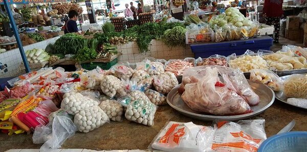 ตลาดสดเทศบาลตำบลหนองเรือ ตลาดสดขอนแก่น ร้านของสด