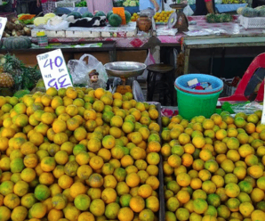 ตลาดสดเก้าแสน ตลาดสดสมุทรสาคร เปิดทุกวัน เวลา 05.00-20.00 น.