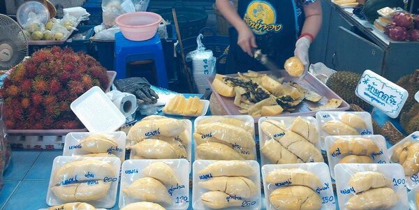 ตลาดโคกมะตูม (ตลาดเทศบาล 4) ร้านผลไม้