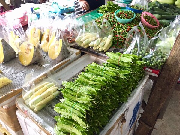 ตลาดสดเทศบาลเมืองตะกั่วป่า ตลาดตะกั่วป่า ร้านผัก