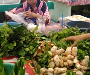 ตลาดสดกาฬสินธุ์ ตลาดสดเทศบาลตำบลโคกศรี ใกล้กับสำนักงานเทศบาลตำบลโคกศรี