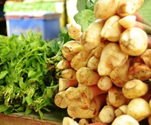 ตลาดสดเทศบาลตำบลปากชม ตลาดจังหวัดเลย เปิดขายทุกวัน เวลา 06.00-19.00 น.
