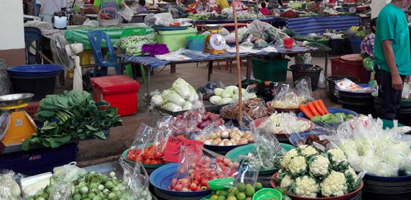 ตลาดเช้าระยอง ตลาดเขาดิน เทศบาลทุ่งควายกิน ร้านผัก