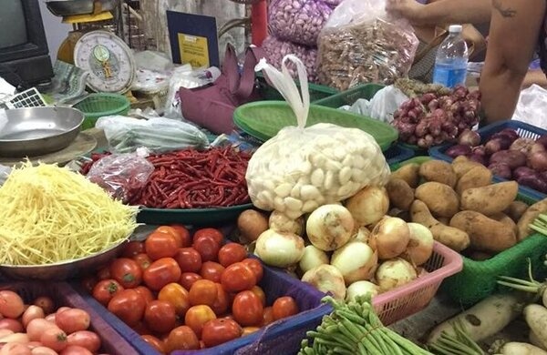 ตลาดเช้าบุรีรัมย์ ร้านผักสด