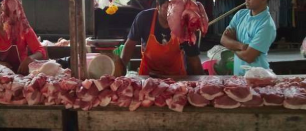 ตลาดสดเพชรบูรณ์ ตลาดศรีมนูญ ร้านหมูสด