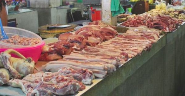 ตลาดสดหาดใหญ่ ตลาดบ้านคลองเตย ร้านหมูสด
