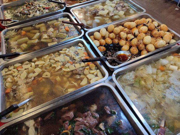ตลาดดวงแก้วพลาซ่า ตลาดเช้าปากเกร็ด ร้านอาหารปรุงสุก