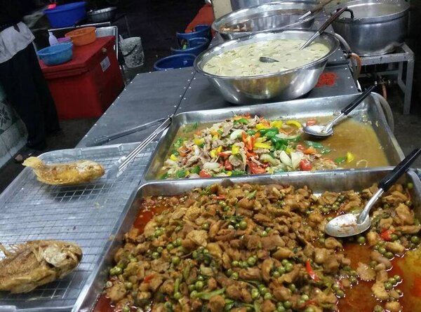 ตลาดเทศบาล 3 ตลาดสด พิษณุโลก ร้านอาหารปรุงสุก