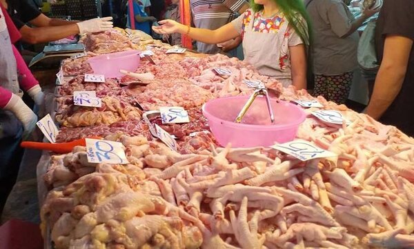 ตลาดสมุทรปราการ ตลาดคู่สร้าง ร้านไก่สด