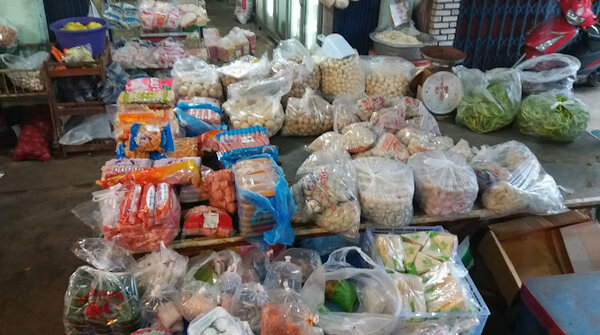 ตลาดสดเทศบาลตำบลสุวรรณคูหา ตลาดเช้าหนองบัวลำภู ร้านของสด