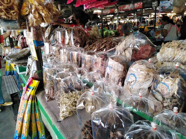ตลาดลาว บางปะกง ร้านของแปรรูป