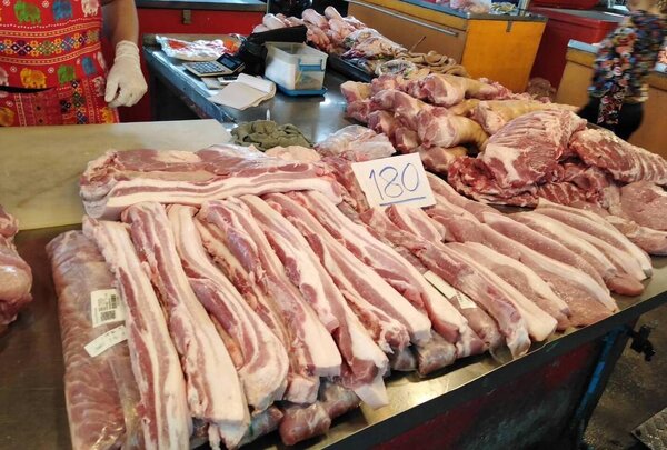 ตลาดเช้า บางปะกง ร้านหมูสด