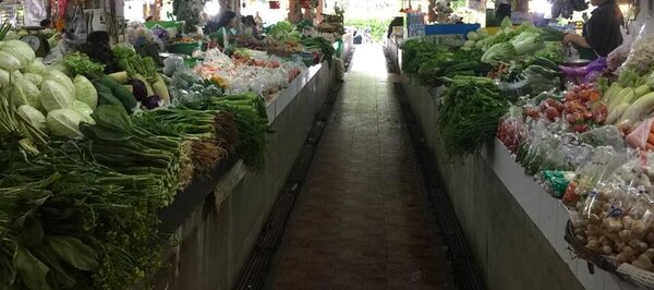 ตลาดเจริญ เจริญ เชียงใหม่ โซนผักสด
