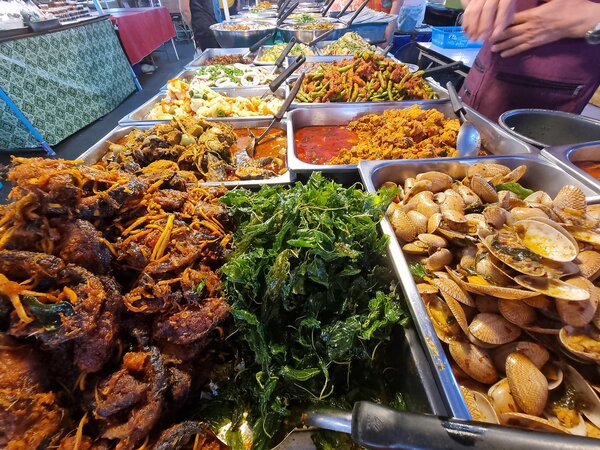 ตลาดนวลจันทร์ 38 ร้านอาหารปรุงสุก