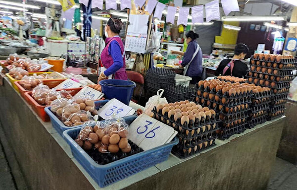 กาดช้างเผือก ร้านไข่
