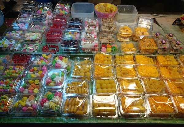 กาดเช้าบ่อสร้าง ร้านขนมหวาน