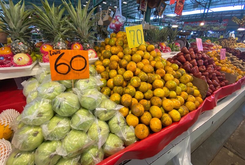 ตลาดทิพย์เกสร ร้านผลไม้