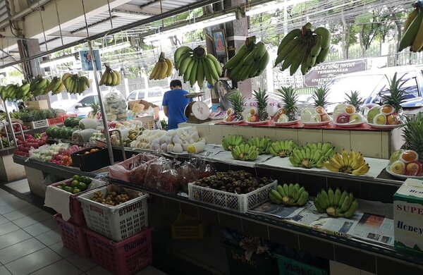 ตลาดสด บึงกุ่ม ร้านผลไม้