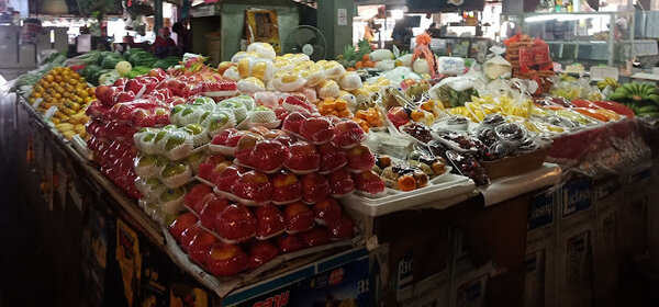 ตลาดอุ๊ยทา ร้านผลไม้