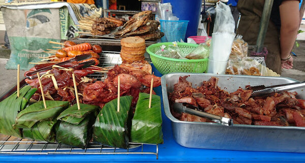 ตลาดสดเชียงใหม่ ร้านอาหารปรุงสุก