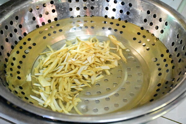 เนื้อมะพร้าว