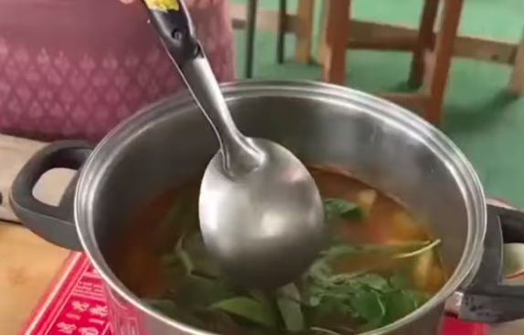ใส่โหระพา
