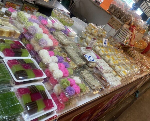 ตลาดมารวย หทัยราษฎร์ 54 ร้านขนมหวาน