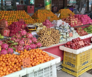ตลาดสด ชุมพร ตลาดเทศบาลเมืองหลังสวน จ.ชุมพร เปิดขายทุกวัน เวลา 07.00-18.00 น.