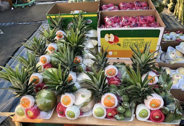 ตลาดริมปิง ตลาดกลางผักและผลไม้ ร้านผลไม้