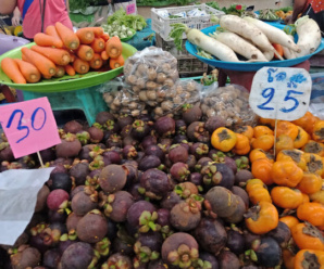 ตลาดเช้าเชียงราย ตลาดร่องขุ่น เปิดขายทุกวัน เวลา 03.00-19.00 น.