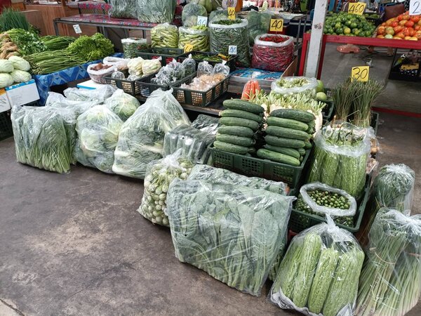 ตลาดเมืองทองเจริญศรี ร้านผักสด