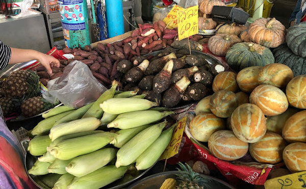 ตลาดเทศบาล 2 อุดรธานี ร้านผักสด