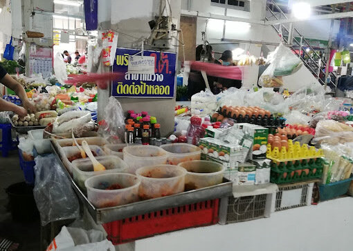 ตลาดสดบ้านกาด หรือ กาดอุ้ยคำ ร้านเครื่องปรุง