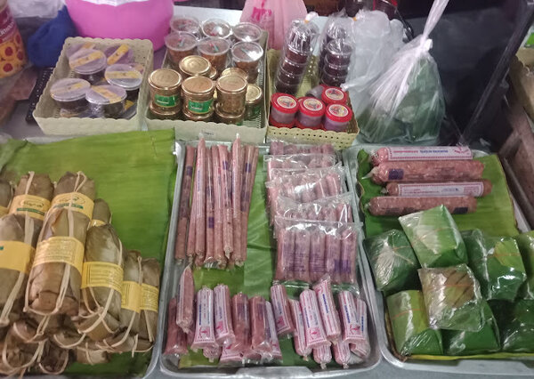 ตลาดศรีทรายมูล ตลาดเช้าเชียงราย ร้านแหนม