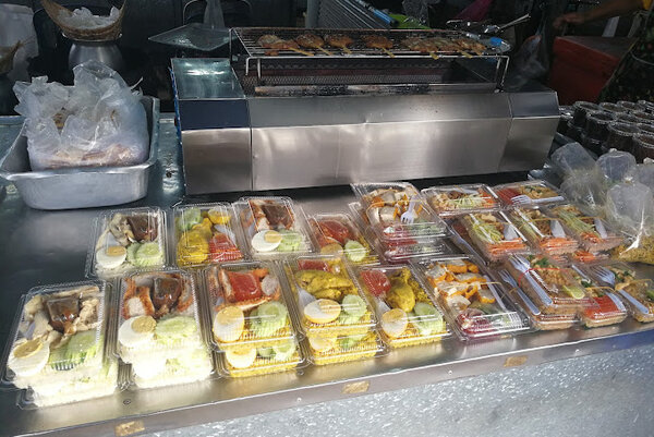 ร้านข้าวกล่อง