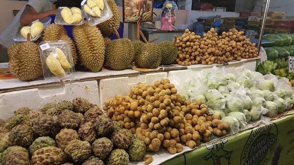 ตลาดสดกะทู้ใหม่ ตลาดภูเก็ต ร้านผลไม้
