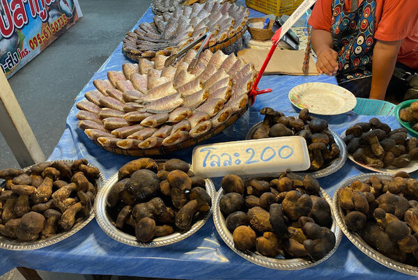 ร้านเห็ด