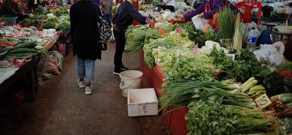 ตลาดวัฒนธรรมพรเพชร โซนร้านผักสด