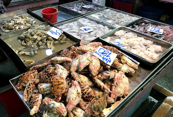 ตลาดบางกะปิ ตลาดสด ลาดพร้าว ร้านของทะเล