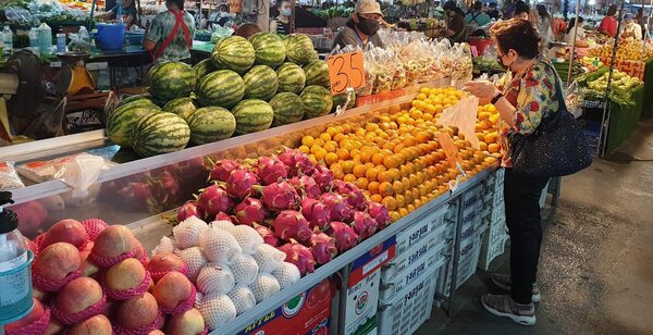 ตลาดหลักชัย ตลาดสด นครปฐม ร้านผลไม้