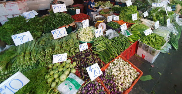 ตลาดสด ลาดพร้าว ร้านผัก