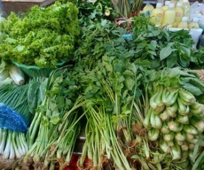 ตลาดเช้า กรุงเทพ ตลาดสดพรานนก ตลาดเปิดทุกวัน เวลา 06.00-18.00 น. ไม่มีวันหยุด