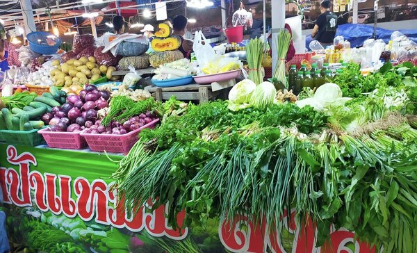 ตลาด เอ็ม มาร์เก็ต ตลาดสด พัทยา ร้านผักสด