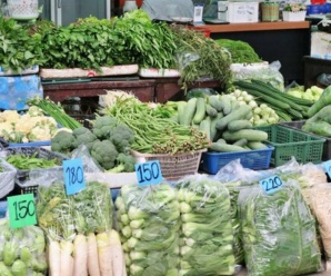 ตลาดล้านเมือง ตลาดกลางผักและผลไม้ เชียงราย เปิดขายทุกวัน ตลอด 24 ชั่วโมง