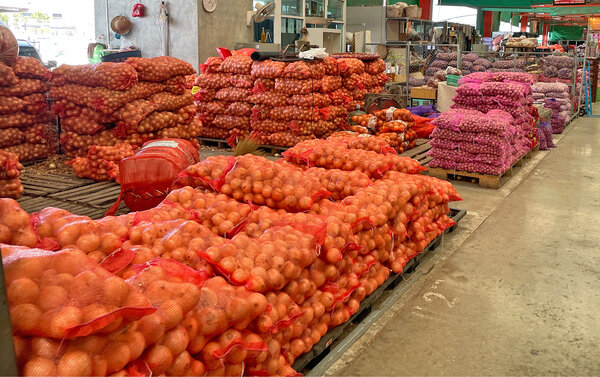 ตลาดล้านเมือง ตลาดกลางค้าส่ง ร้านหอม กระเทียม