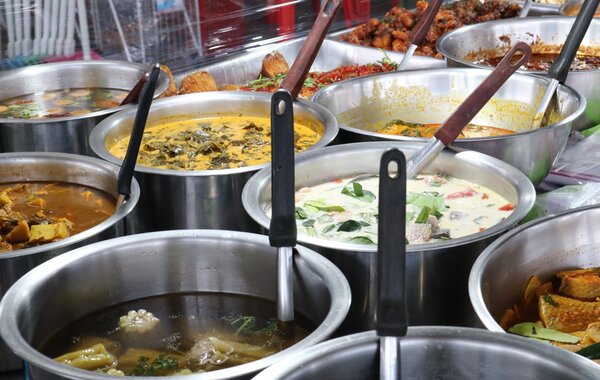 ตลาดล้านเมือง ร้านอาหารปรุงสุก