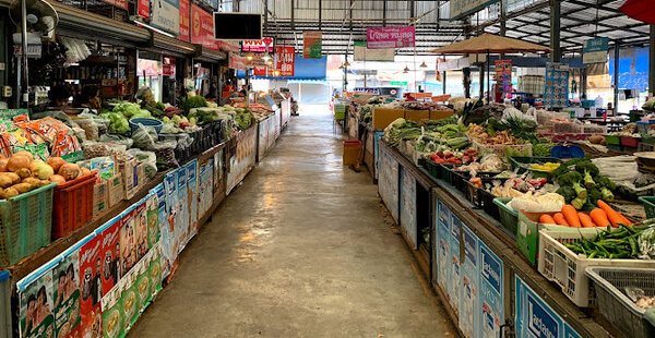 ตลาดสดแสงทองอร่าม