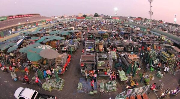 ตลาดสี่มุมเมือง