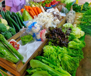 ตลาดเย็น เชียงราย ตลาดอุดมสวัสดิ์ จ.เชียงราย ใกล้ๆ พิพิธภัณฑ์อูบคำ