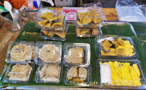 ตลาดคลองหลวง ปทุมธานี ร้านขนม